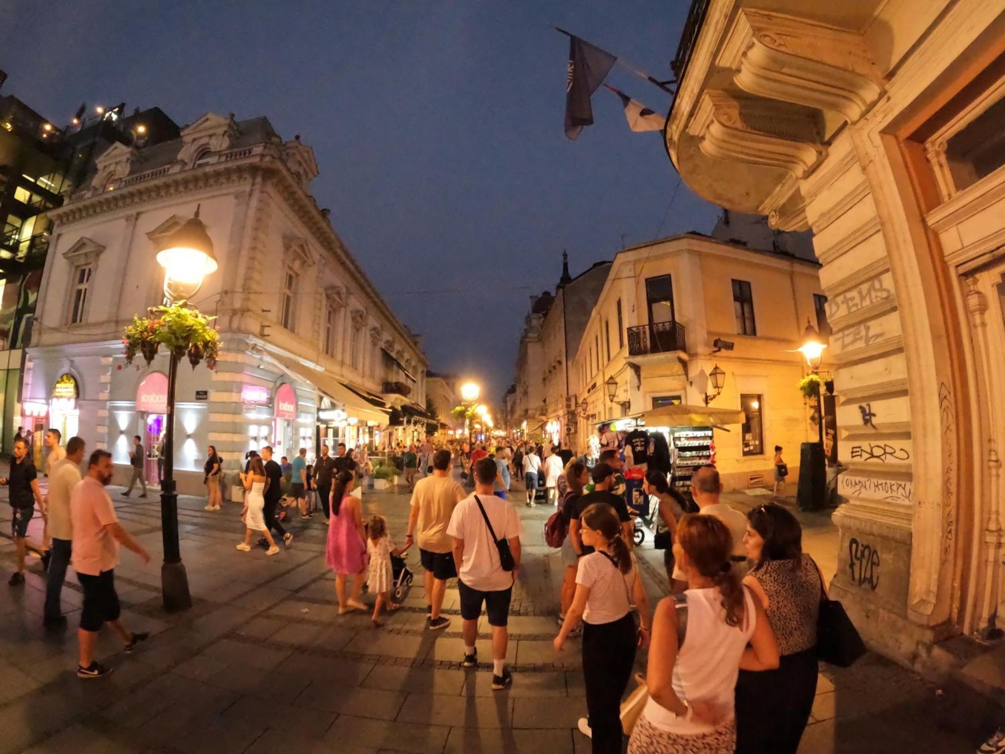 Iva City Center Belgrado Esterno foto