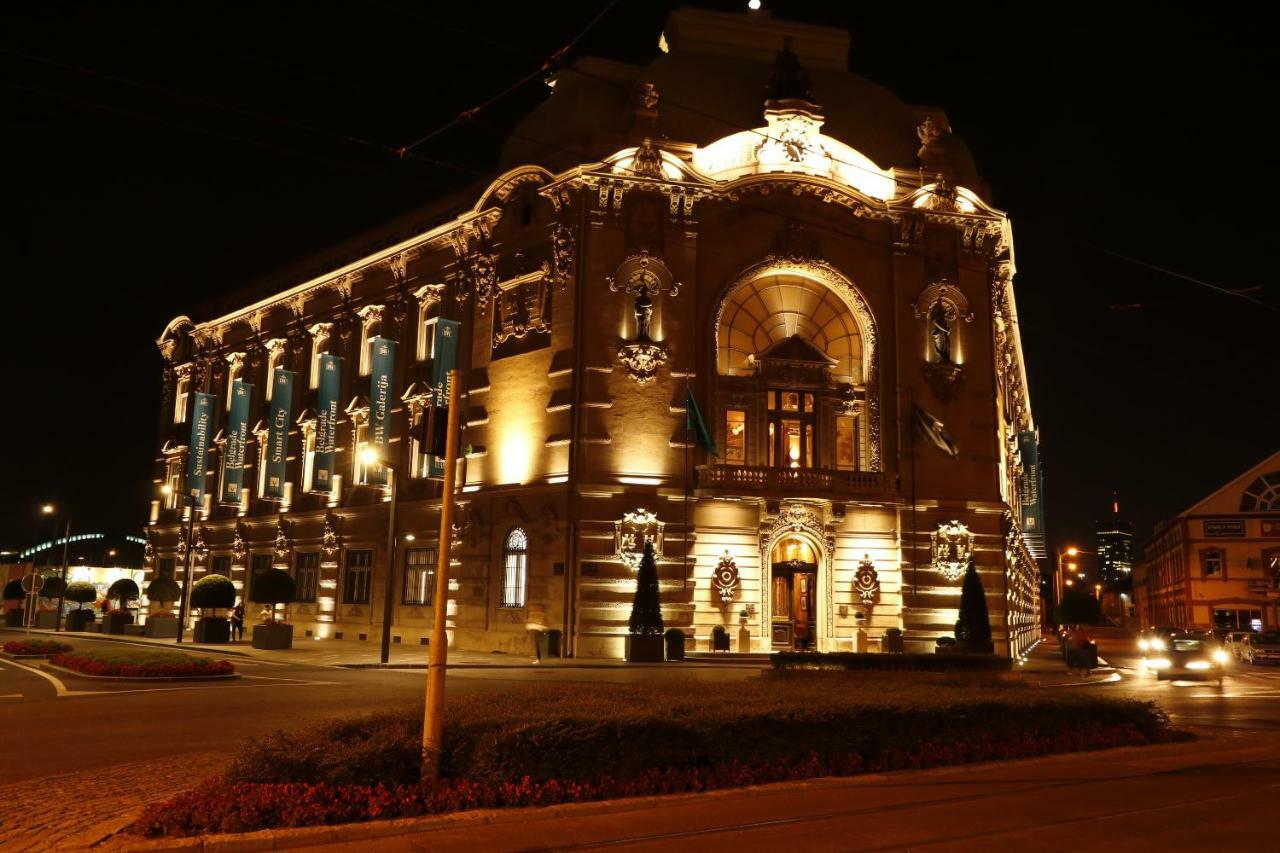 Iva City Center Belgrado Esterno foto